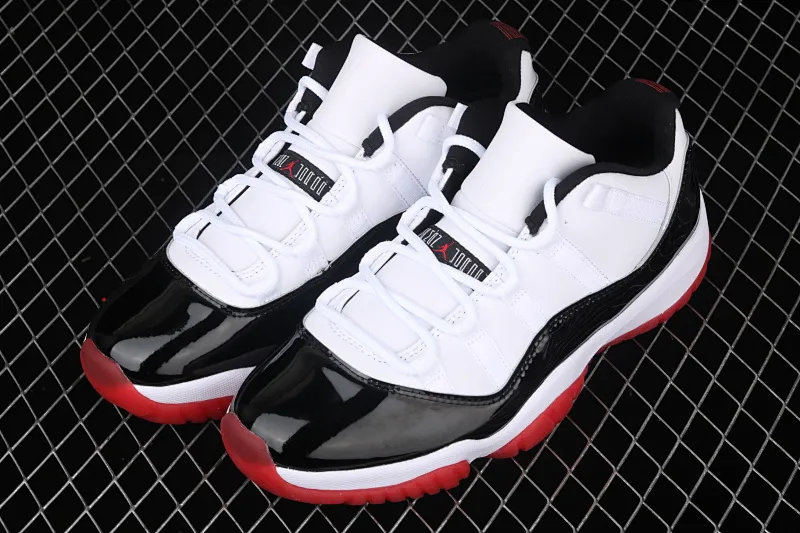 All Categories Air Jordan Jordan Series Basketball Shoes Air Jordan 11 Pure Original Version Air Jordan 11 Retro Low AJ11 Joe 11 Patent Leather Black Red Low Top Real Standard Real Carbon AV2187-160